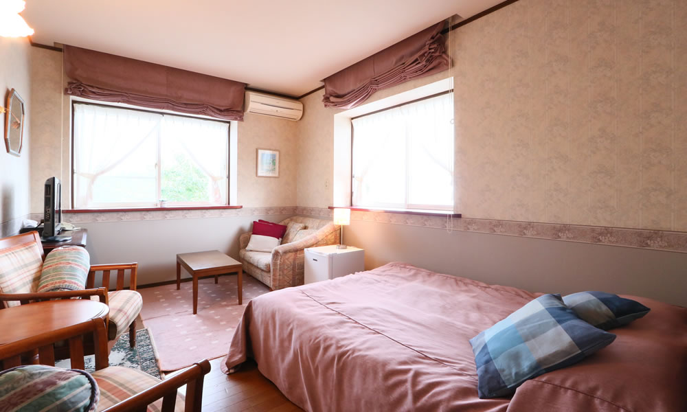 【チェックイン後】お部屋で海を眺めて、贅沢なひとときを